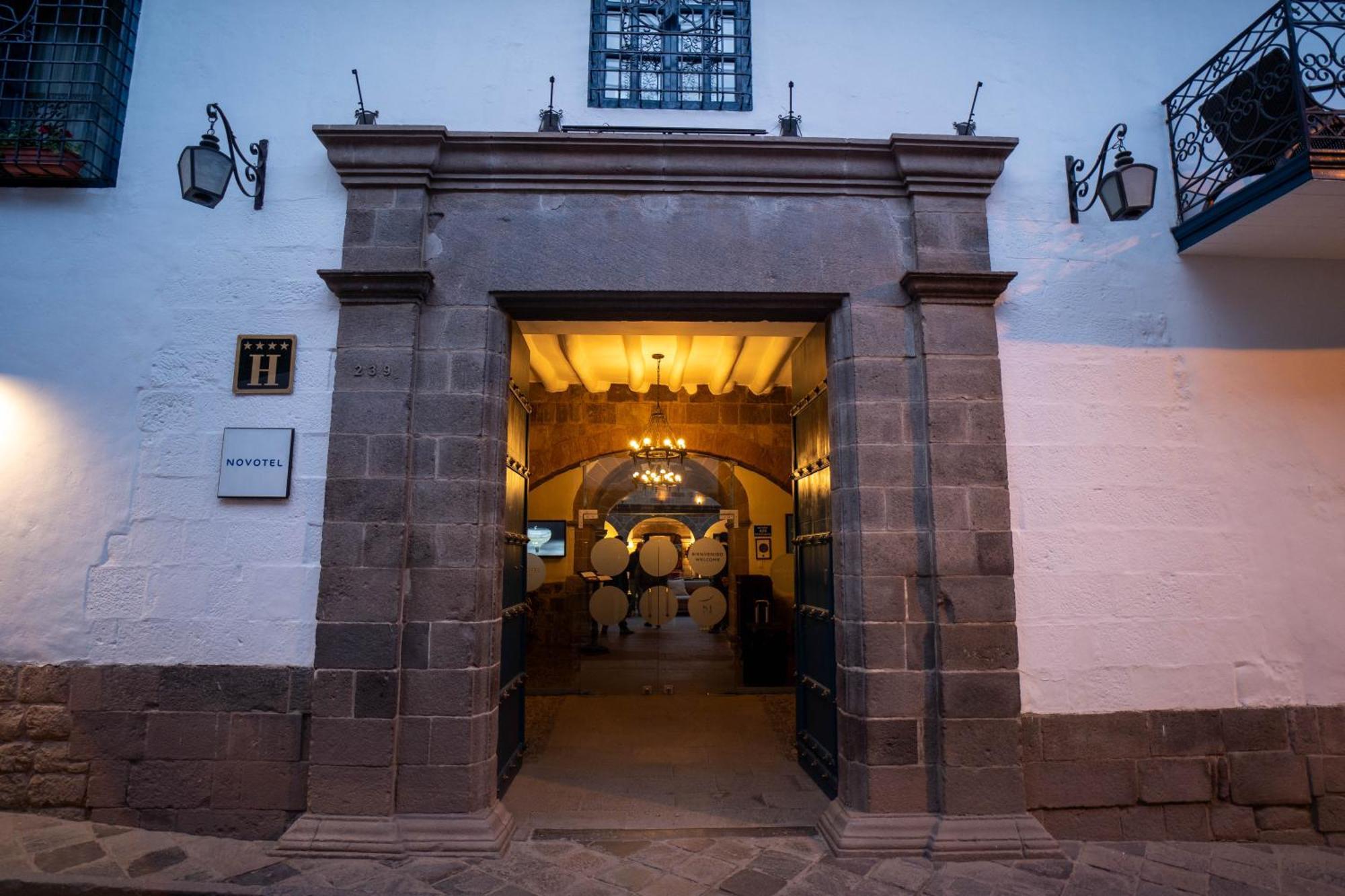 Novotel Cuzco Buitenkant foto