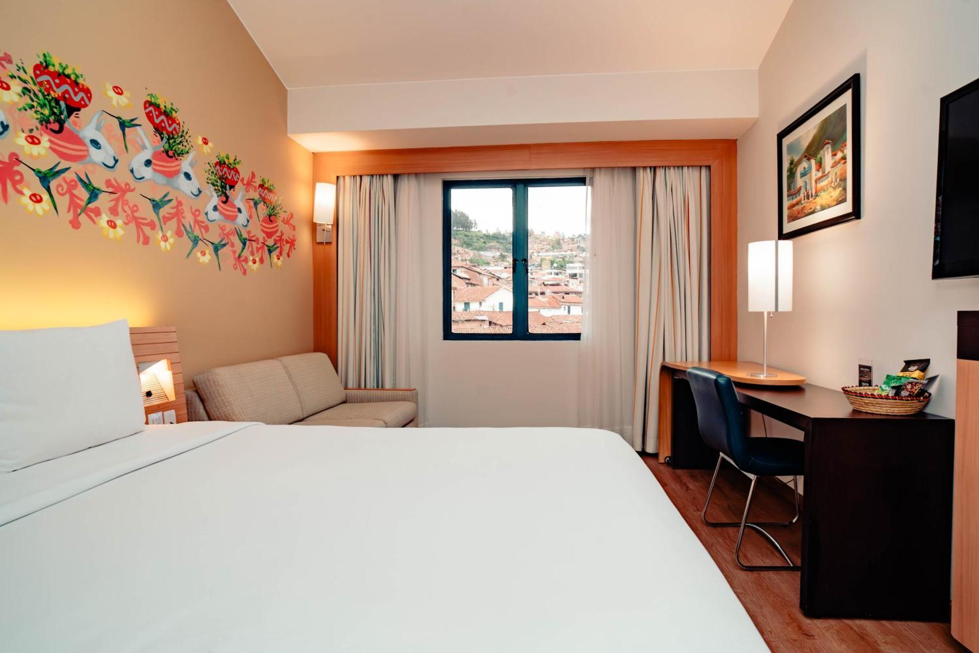 Novotel Cuzco Buitenkant foto