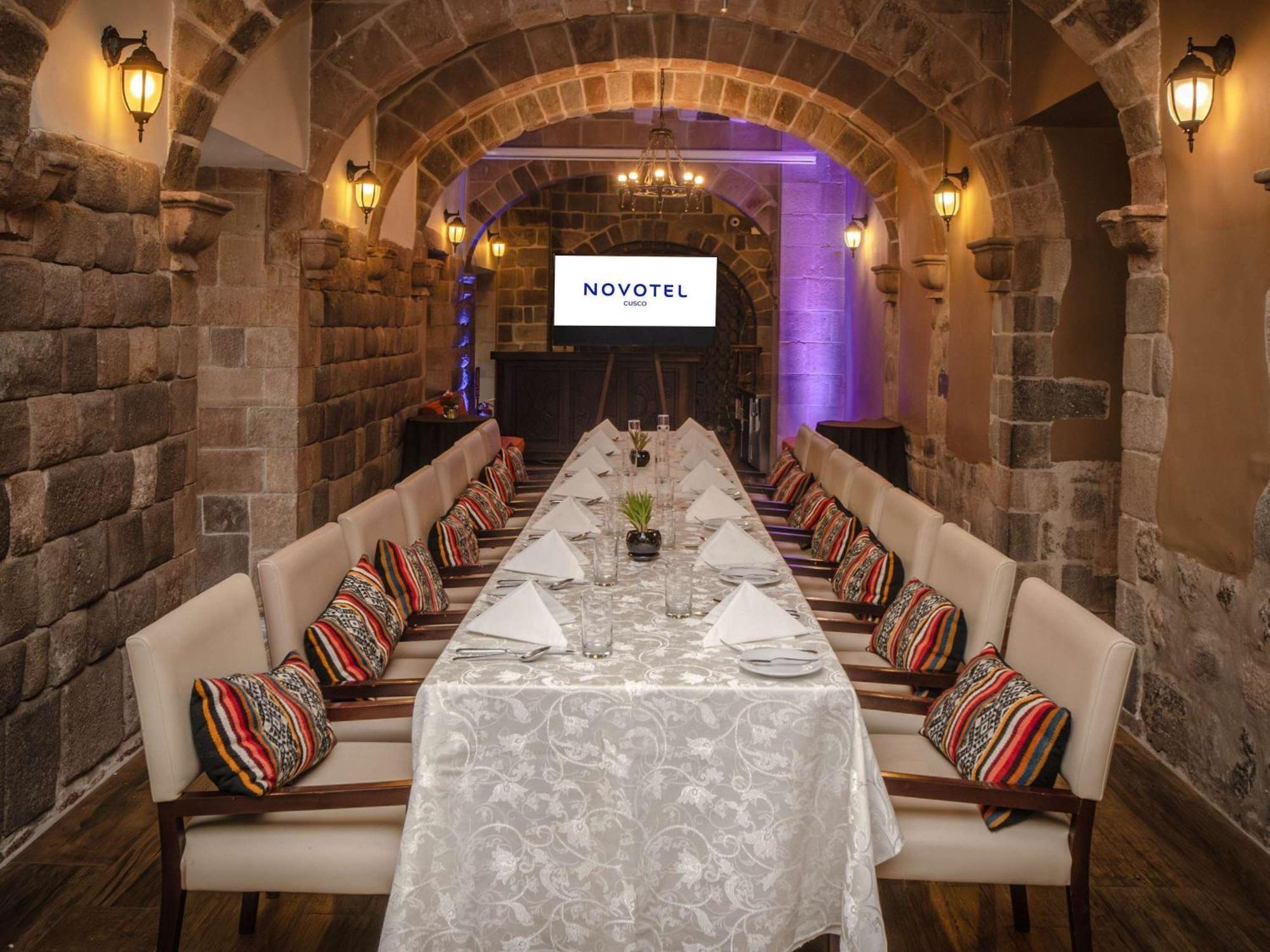 Novotel Cuzco Buitenkant foto