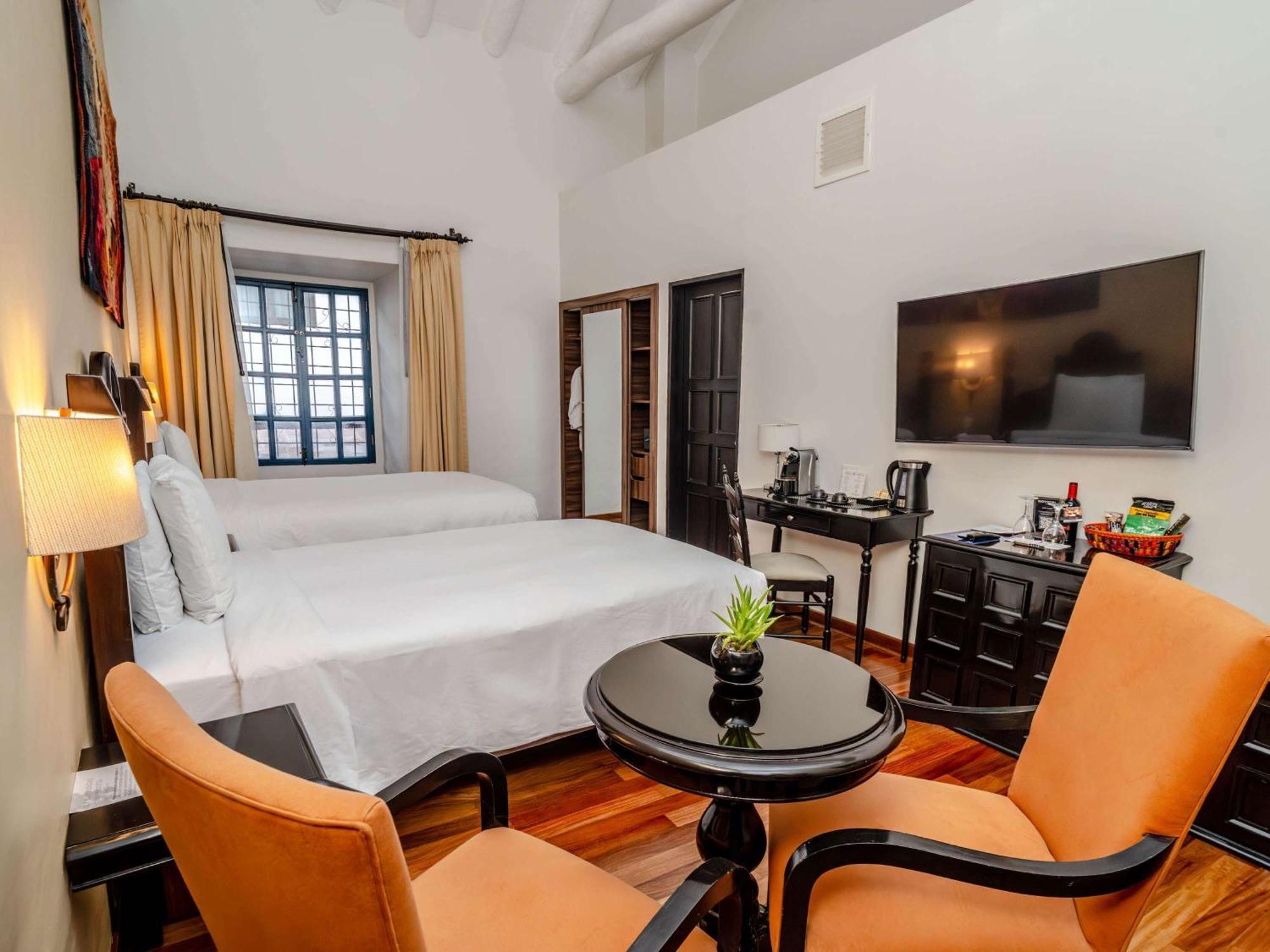Novotel Cuzco Buitenkant foto