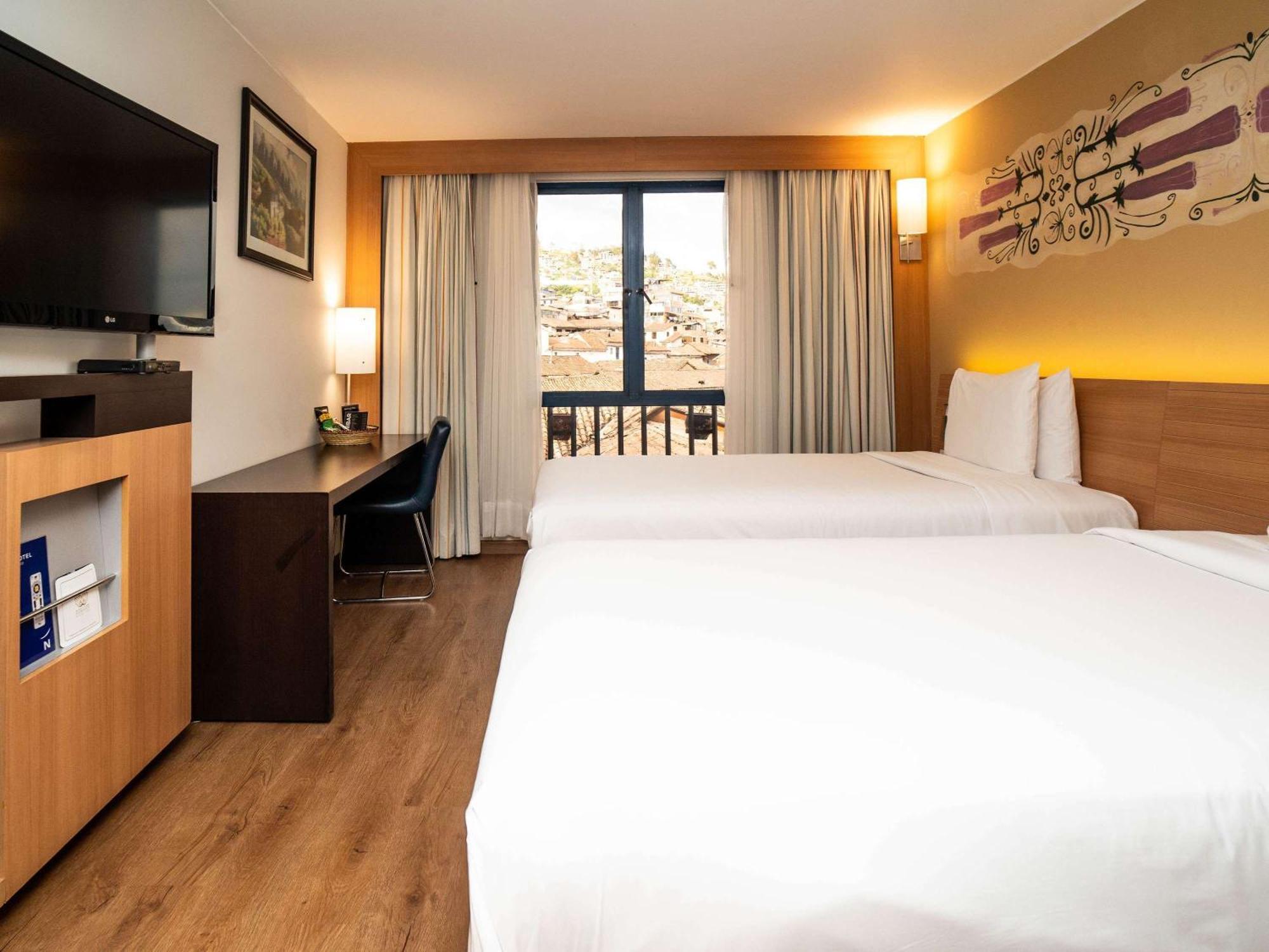 Novotel Cuzco Buitenkant foto